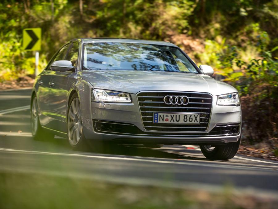  Audi A8 3.0 TDI Quattro (D4) 2014 года  (AU) (фото 16 из 22)